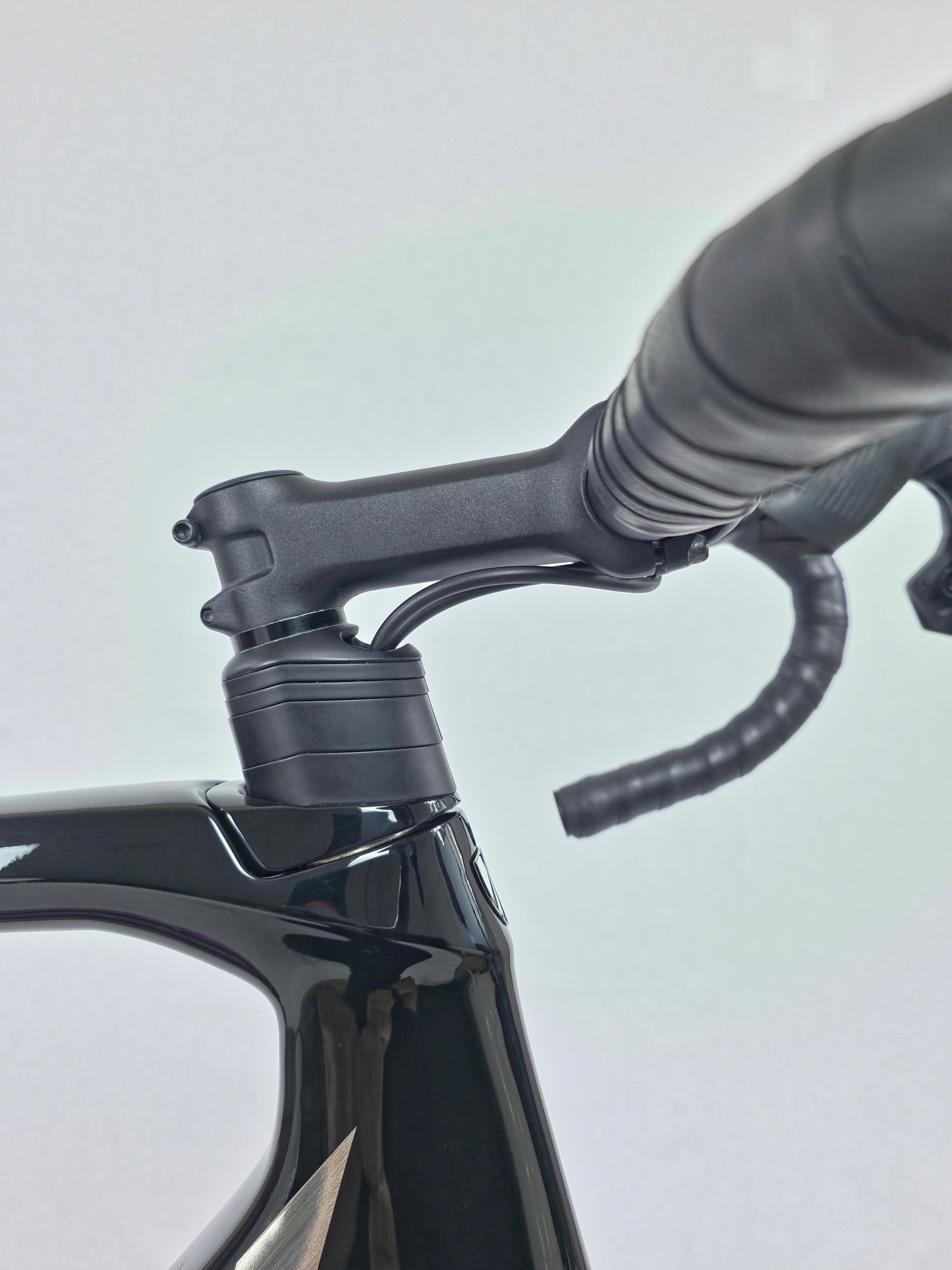 2023 TREK Emonda SL 6 SRAM Rival eTap AXS 12 Sp 58