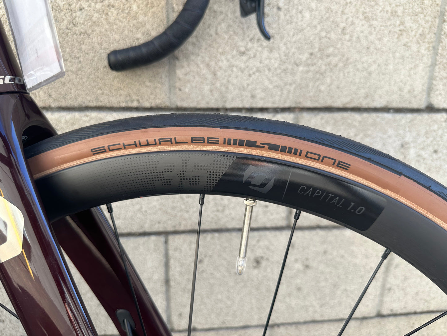 2023 Scott Addict RC 10 (54 and 56 available)