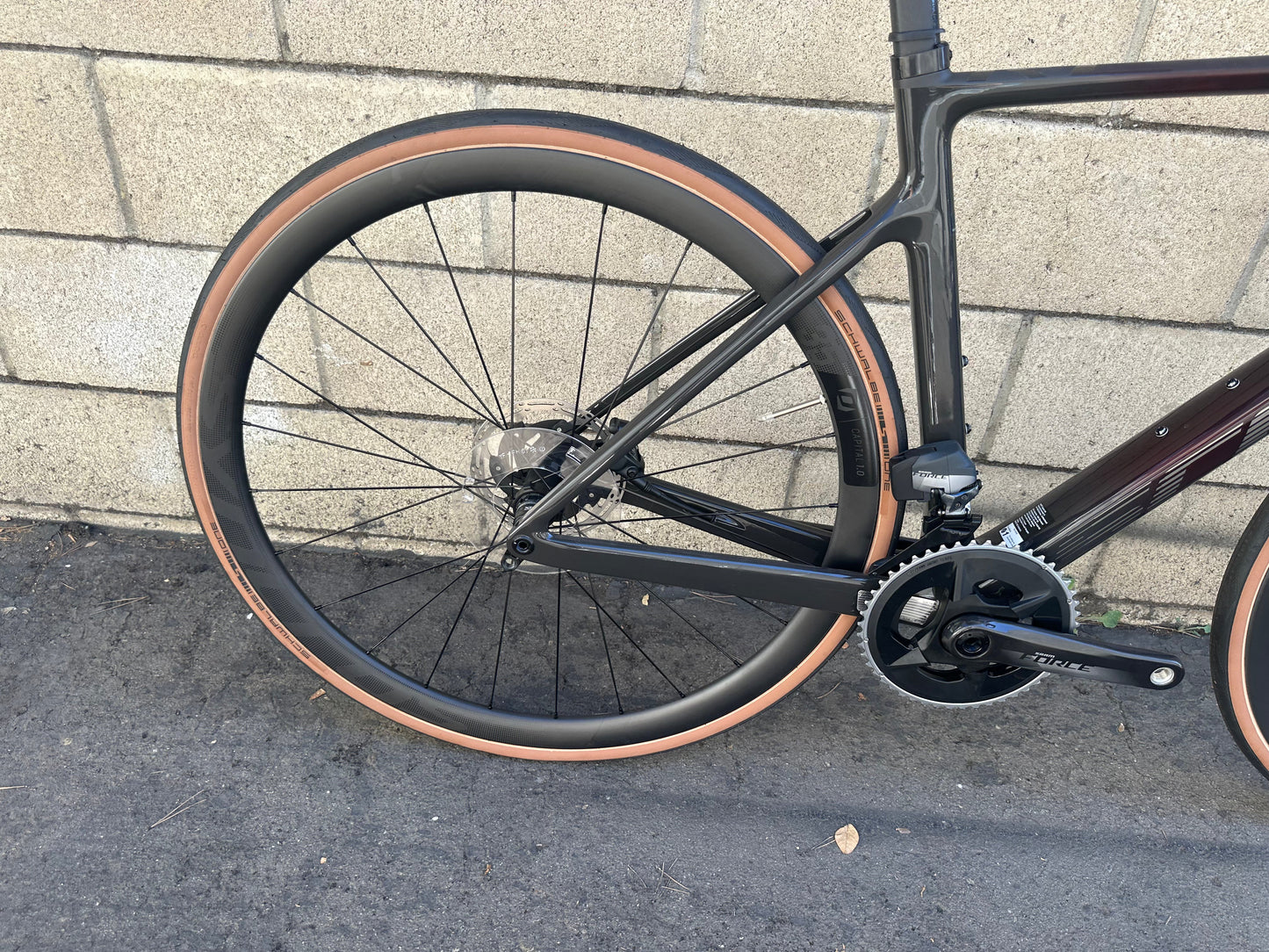 2023 Scott Addict RC 10 (54 and 56 available)