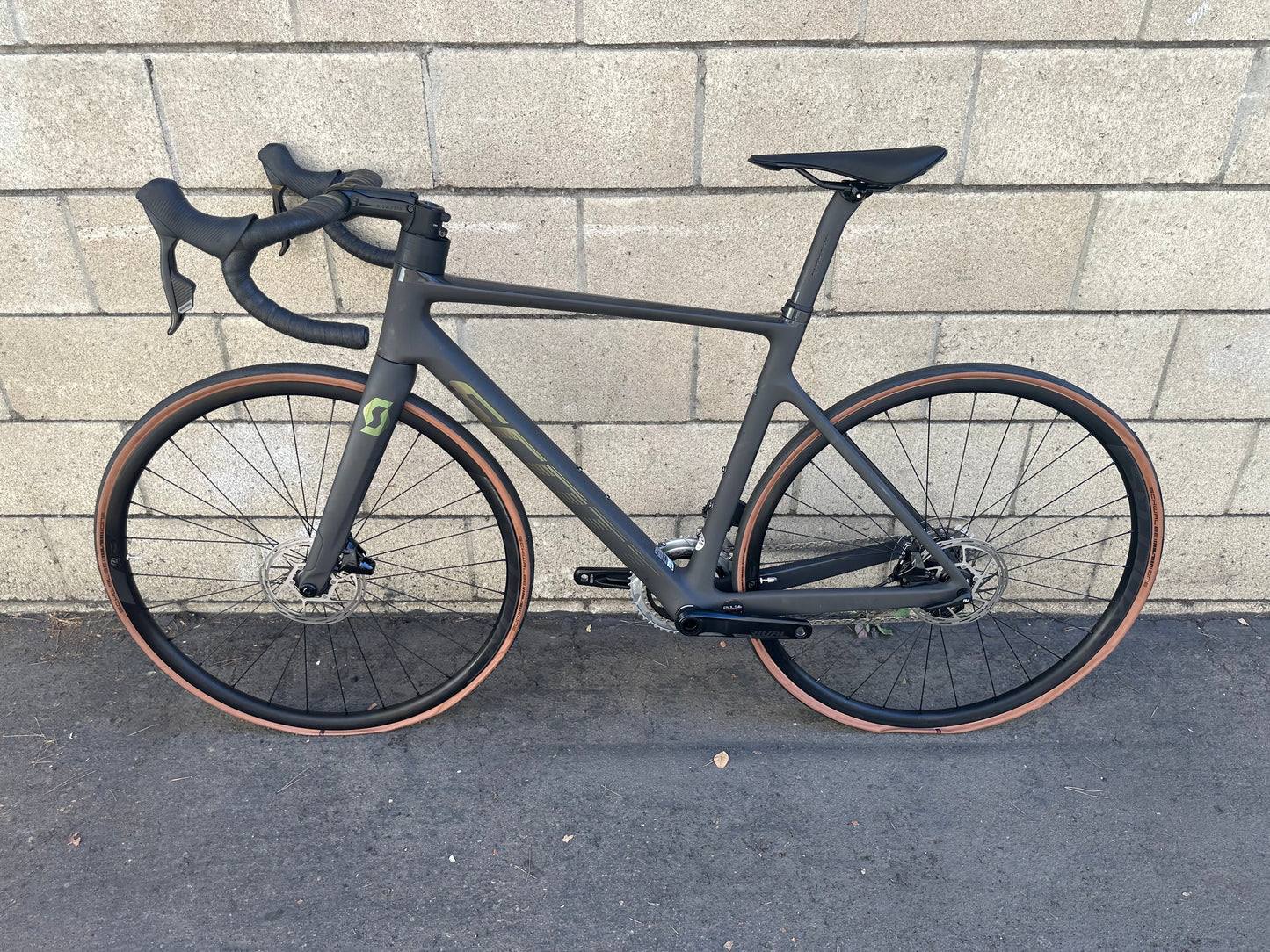 Scott Addict RC 30 (Talla 56 disponible)