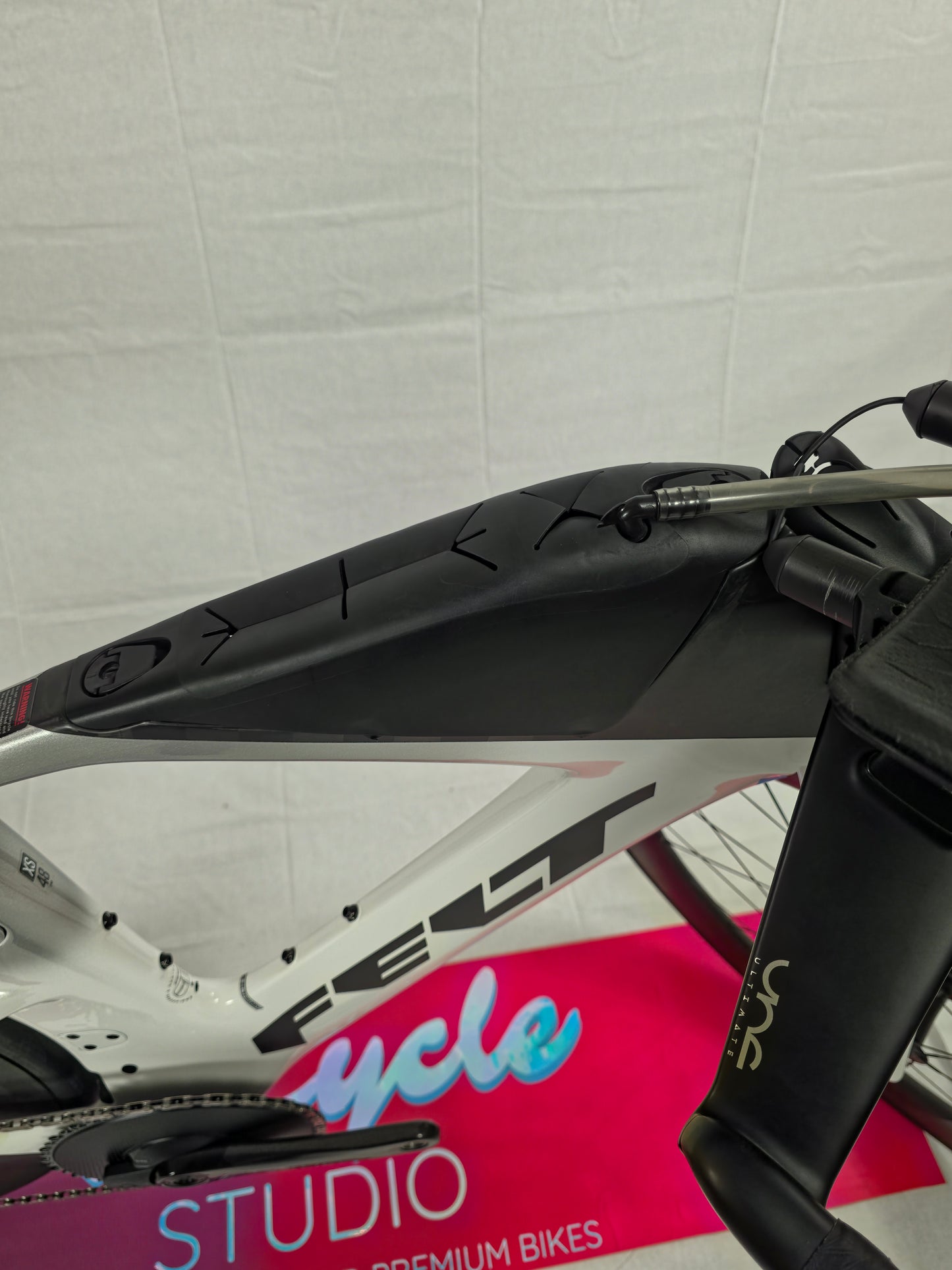 2024 FELT IA FRD 2.0 ULTIMATE SRAM Force AXS