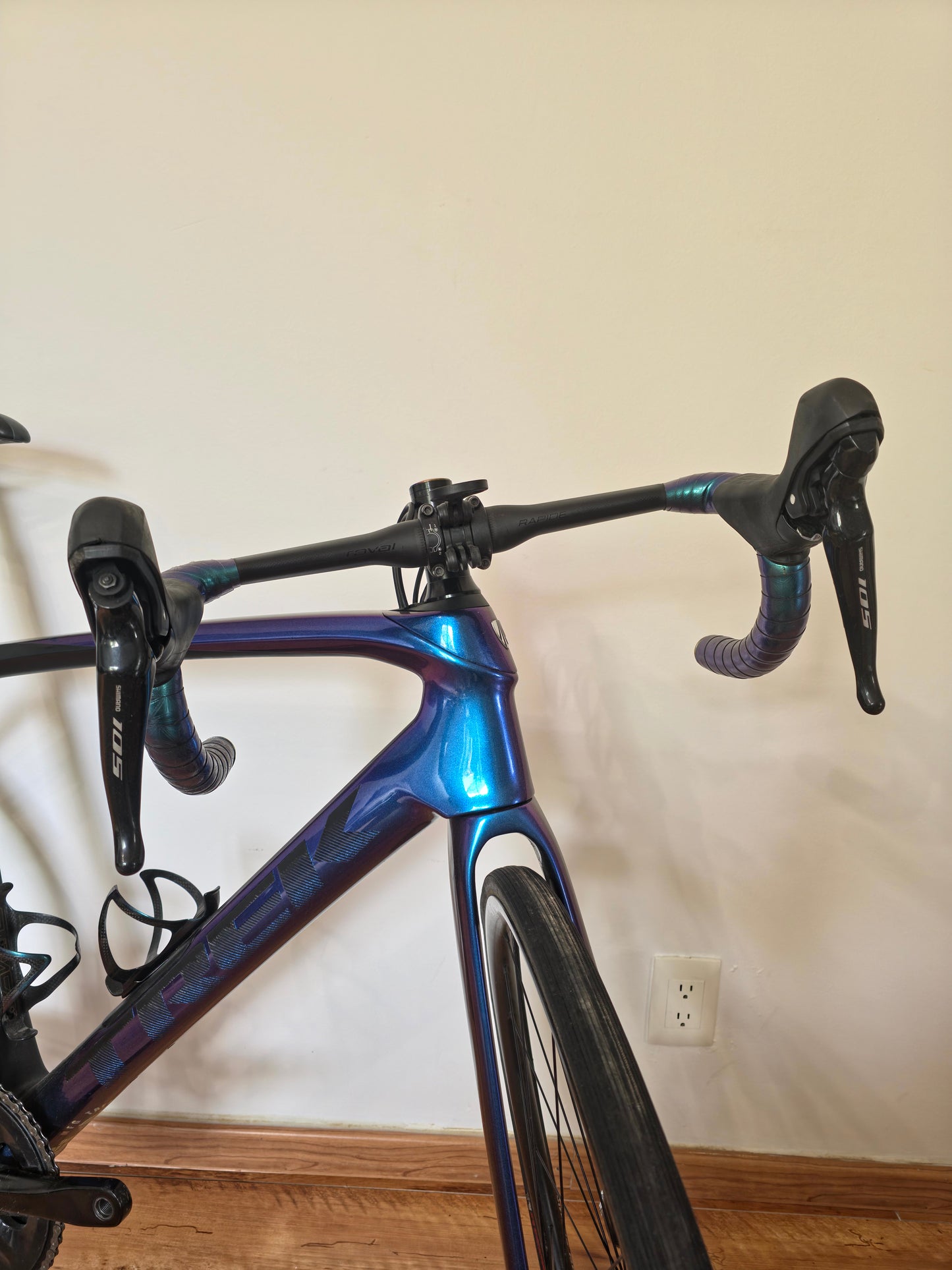 2021 TREK Domane SL5 Shimano 105 Mechanical 11 Sp Disc Brake 54