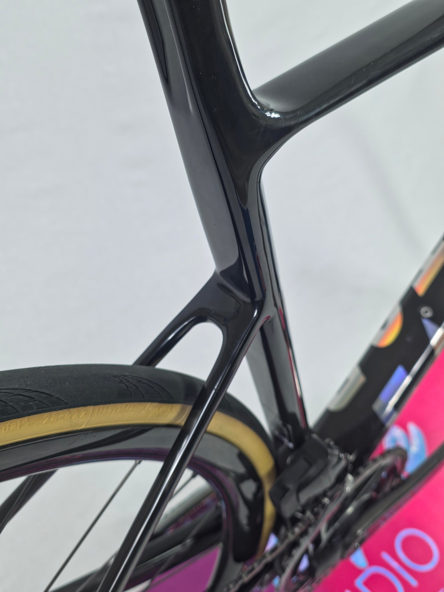 2024 Factor O2 VAM  SRAM Red S/52