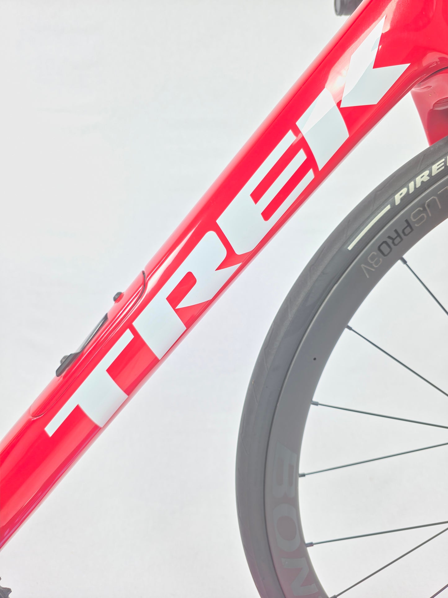 2023 Trek Domane SLR 7 Gen 3 Ultegra Di2 58