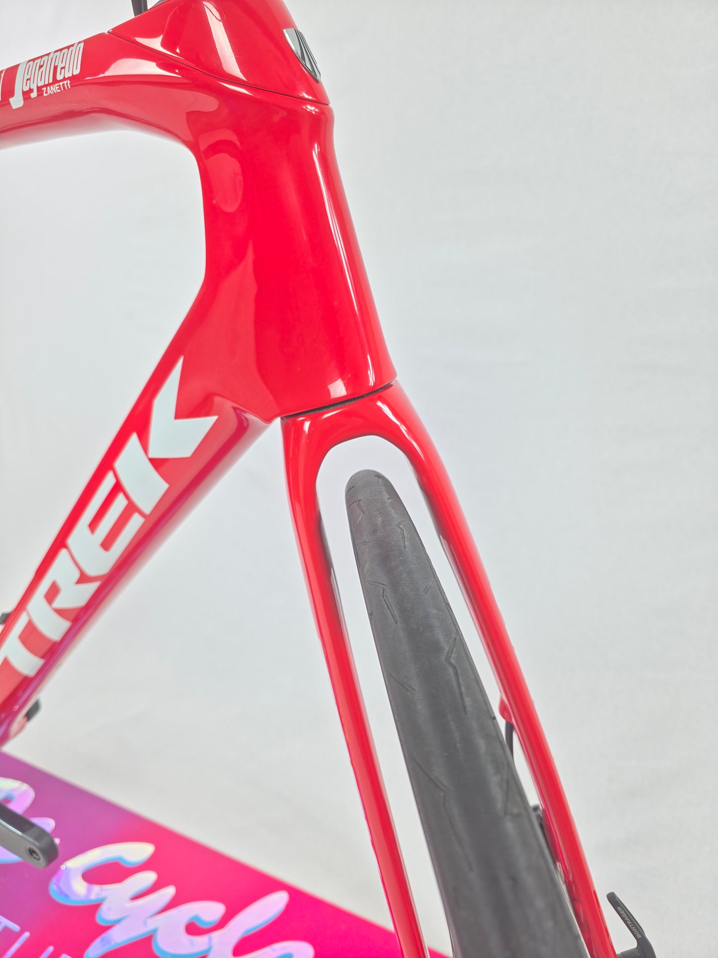 2023 Trek Domane SLR 7 Gen 3 Ultegra Di2 58