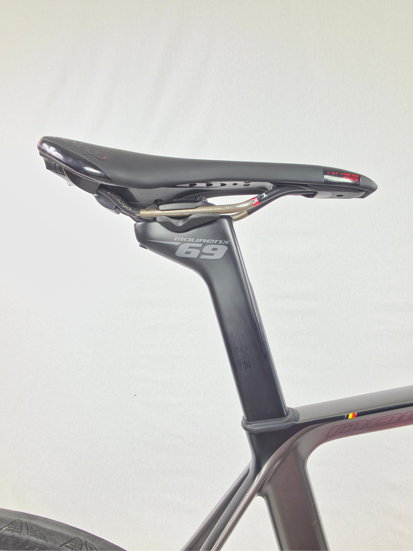 2015 Eddy Merckx Mourenx 69 Shimano Ultegra Di2 Disc 11 Sp 56/L