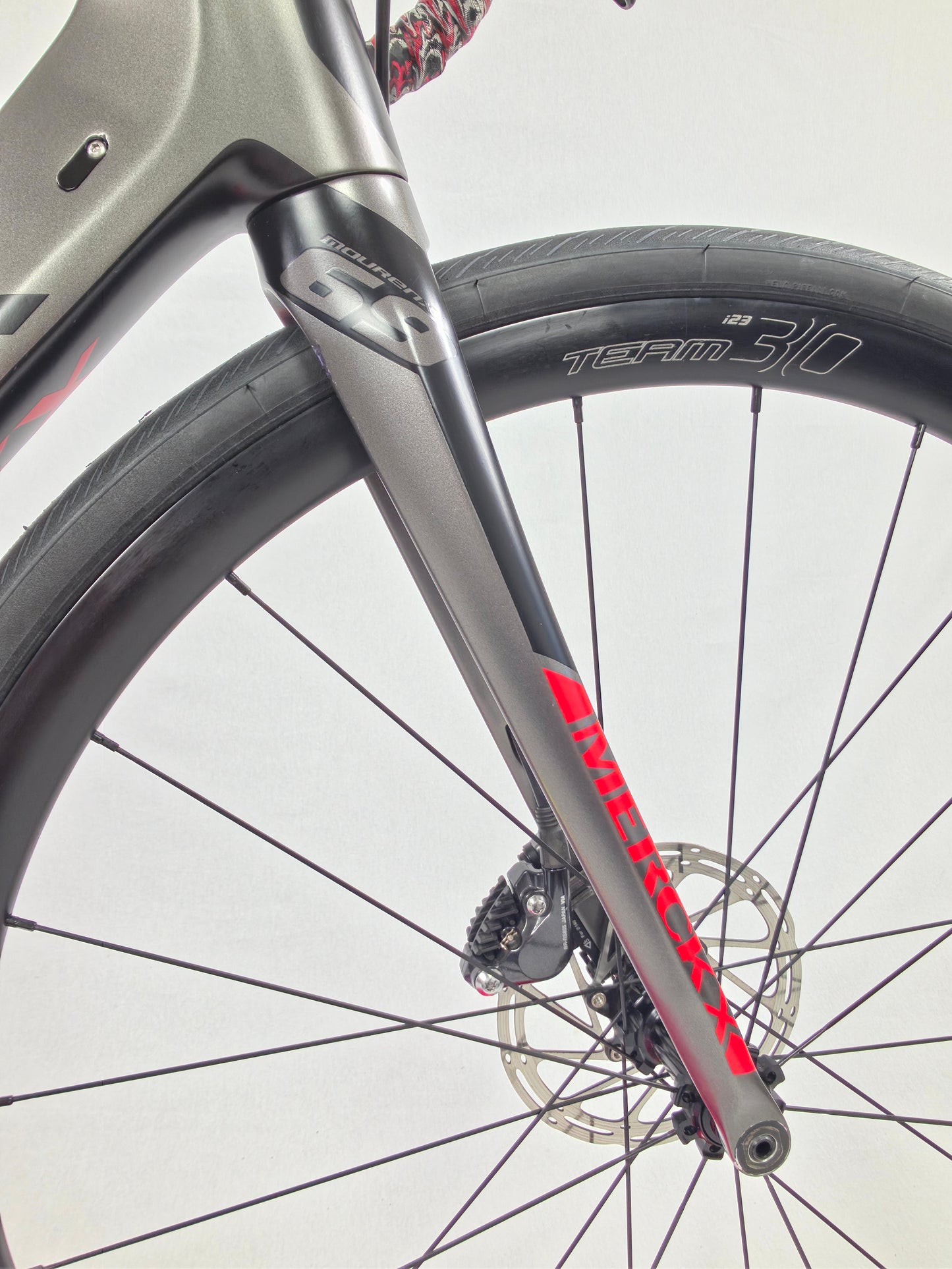 2015 Eddy Merckx Mourenx 69 Shimano Ultegra Di2 Disc 11 Sp 56/L