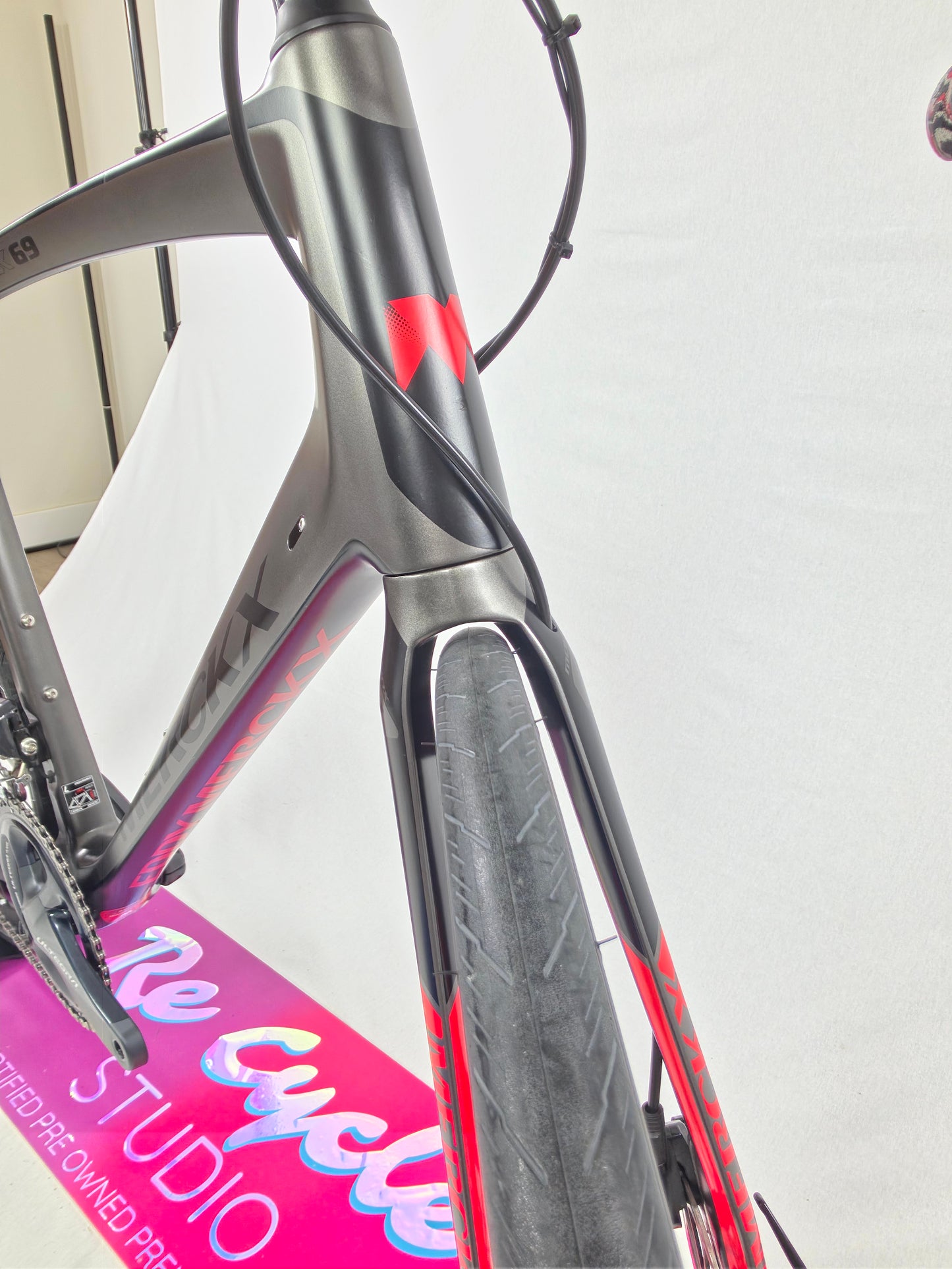 2015 Eddy Merckx Mourenx 69 Shimano Ultegra Di2 Disc 11 Sp 56/L