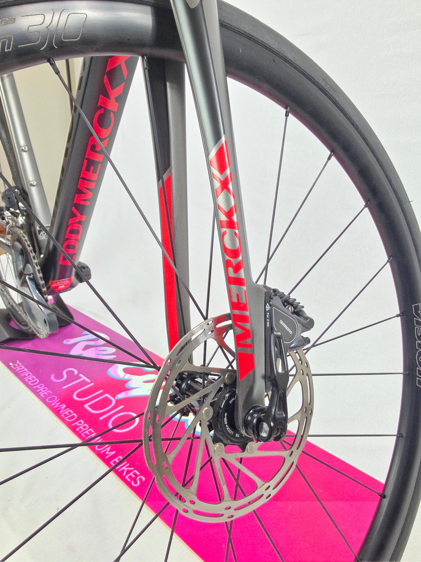 2015 Eddy Merckx Mourenx 69 Shimano Ultegra Di2 Disc 11 Sp 56/L