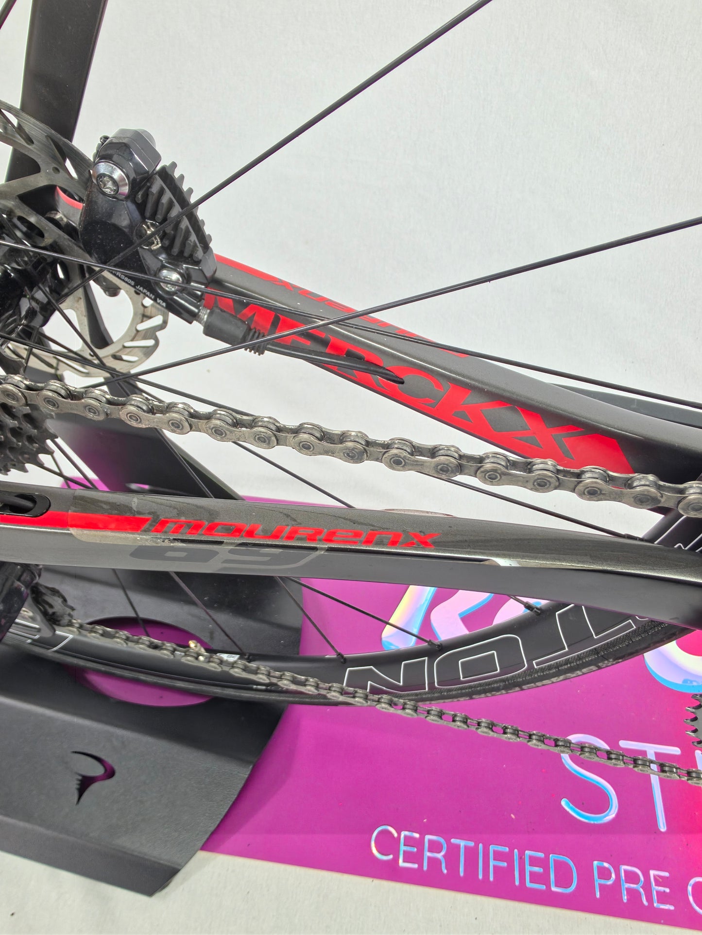 2015 Eddy Merckx Mourenx 69 Shimano Ultegra Di2 Disc 11 Sp 56/L