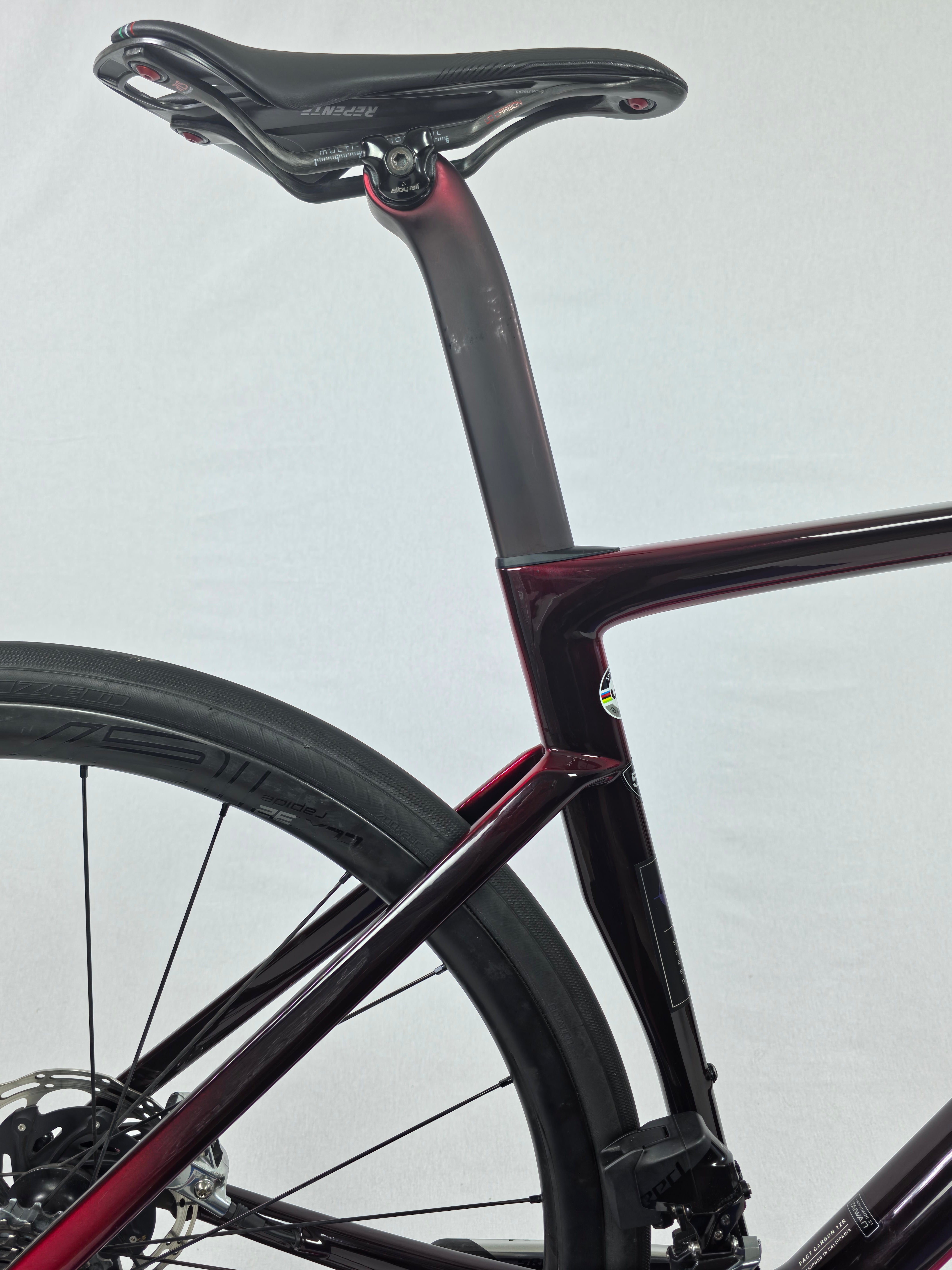 2022 Specialized S-Works Tarmac SL7 - Speed of Light Collection