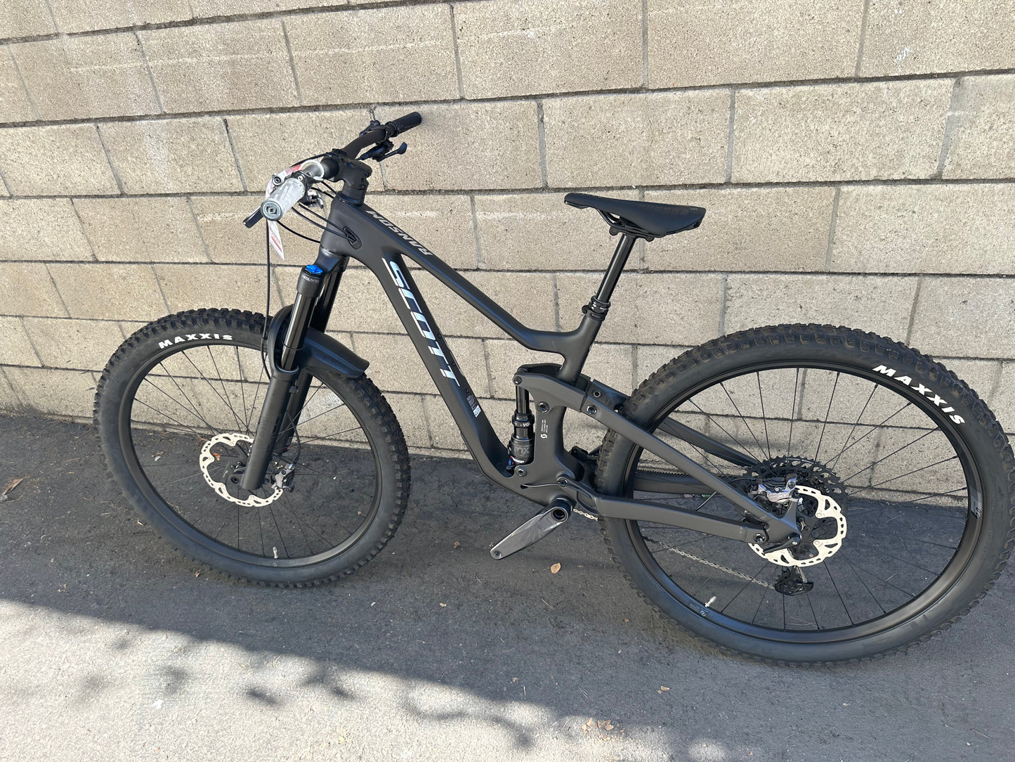 2022 Scott Ransom 910 (Only Small Size Available)
